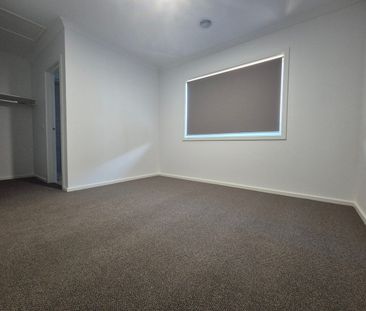 Triple Masters, Triple Ensuites: The Rarest 3-Bedroom Offering on t... - Photo 2