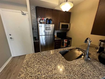 For Lease - 2391 Central Park Drive Unit# 1207, Oakville, Ontario - Photo 3