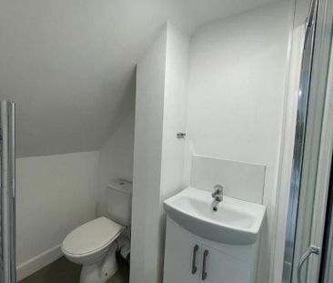 Studio to rent - Photo 6