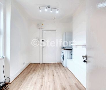 Archway Road, N6, London - Photo 2