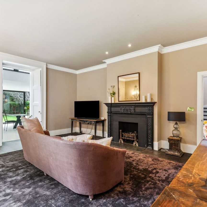 Church Road, Ham, Richmond, TW10 5HG - Photo 1