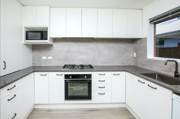 2 Bedrooms in Beerescourt - Photo 1