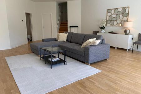 Beau duplex meublé 3 chambres avec terrasse + 1 parking - Photo 4