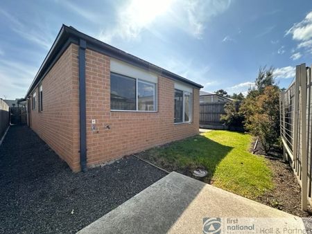 22 Cabernet Way, Pakenham - Photo 5