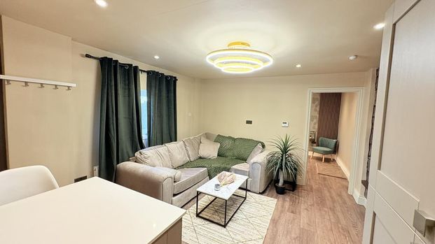 2 bedroom terraced house to rent - Photo 1