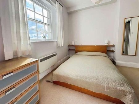 George House, Parade, Leamington Spa, Warwickshire, CV32 - Photo 3