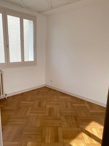 Appartement T2 A Louer - Lyon 4eme Arrondissement - 51.81 M2 - Photo 3