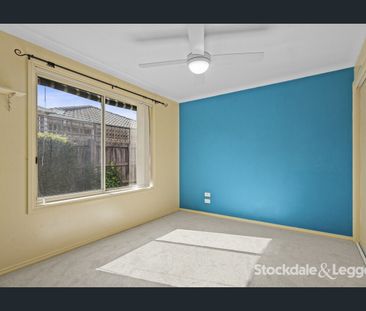 Comfortable & Spacious Family Living - Photo 3