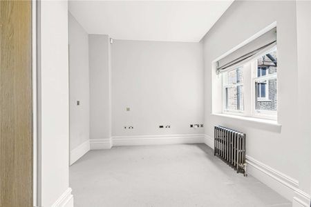 Kensington Court, London, W8 5DH - Photo 2