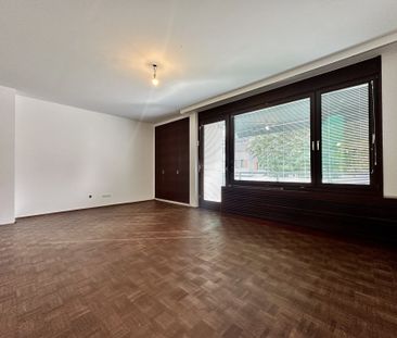3-Zimmer-Wohnung mit Balkon und Tiefgaragenplatz in ruhiger Grünlag... - Photo 3