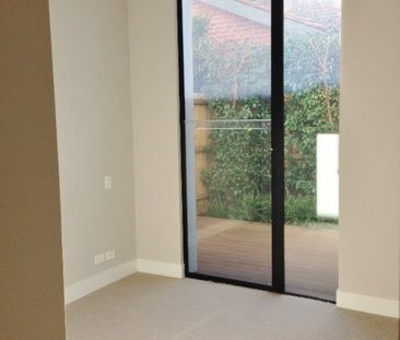 Position Perfect! - Photo 5