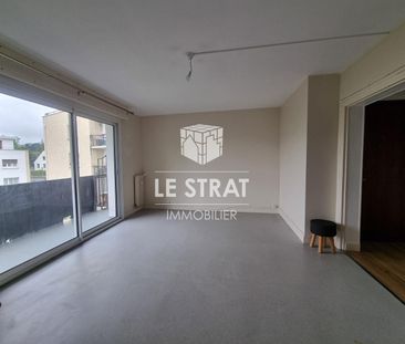 Location Appartement 5 pièces 94m² - Photo 1