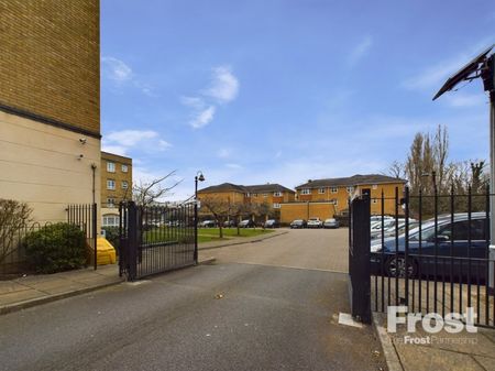 Holyhead Mews, Slough, Berkshire,SL1 - Photo 5