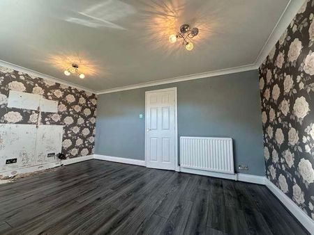 Masefield Place, Gateshead, NE8 - Photo 3