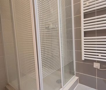 Location Appartement 2 pièces 37m² CANNES 06400 - Photo 5