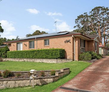 Gorgeous single-level home - Photo 2