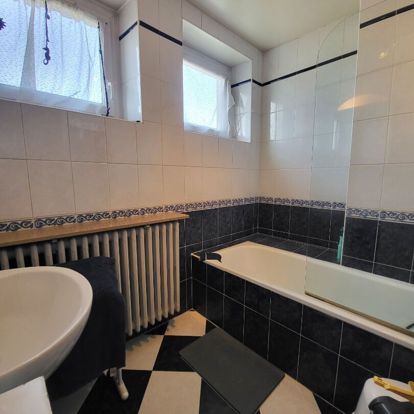 Location Appartement 3 pièces 77m² - Photo 1