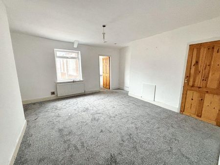 2 bed upper flat to rent in NE63 - Photo 5