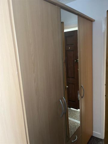 2 Beds - Property - - Photo 3