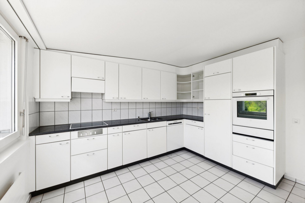 Grosszügige 3.5 Zimmerwohnung in Reinach - 1. Monatsmiete gratis - Photo 1