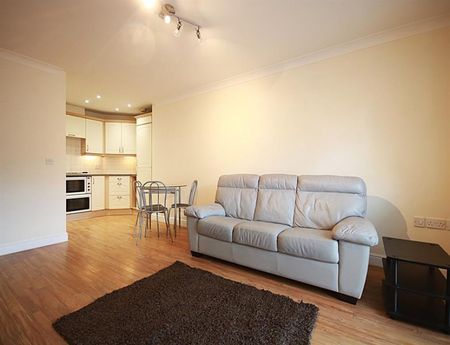 2 Bedroom Apartment To Let - Photo 4