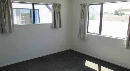 Modern Apartment in great location! - Photo 3