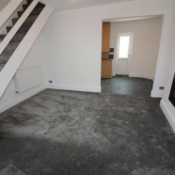 2 bedroom house to rent - Photo 1