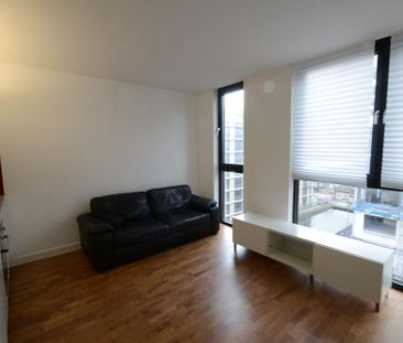 1 bedroom apartment to rent - Photo 2