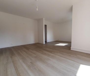 Louer appartement 4 pièces de 90 m² - Photo 1