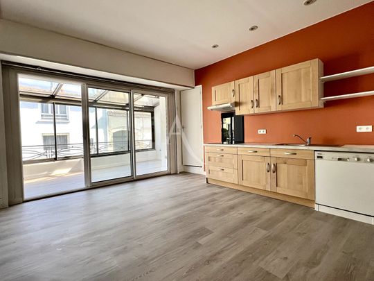 Location Maison 5 pièces 115m² - Photo 1