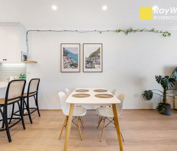 Renovated penthouse - Photo 1