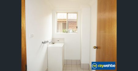 Large 3 Bedroom Villa Style - Photo 4