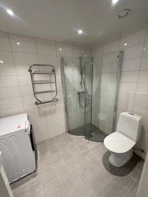 Askvägen, Romelanda - Photo 1