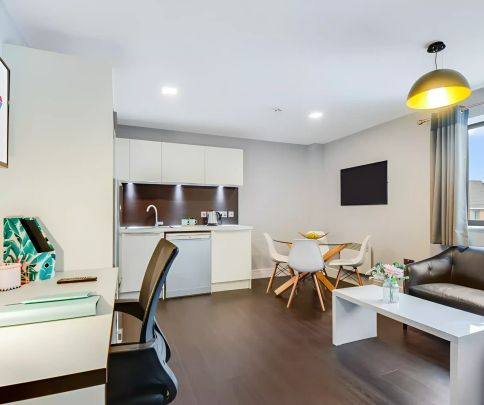 Grande Apartment - Photo 1