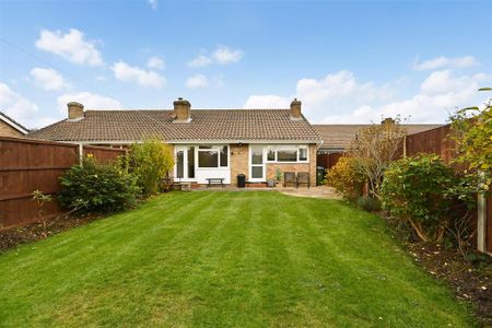 2 bedroom bungalow to rent - Photo 5