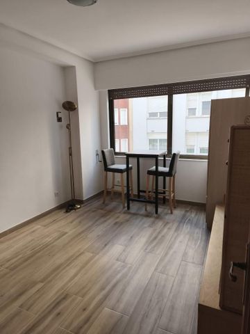 Estudio de alquiler en Calle de Silva, 8, Palacio - Photo 2