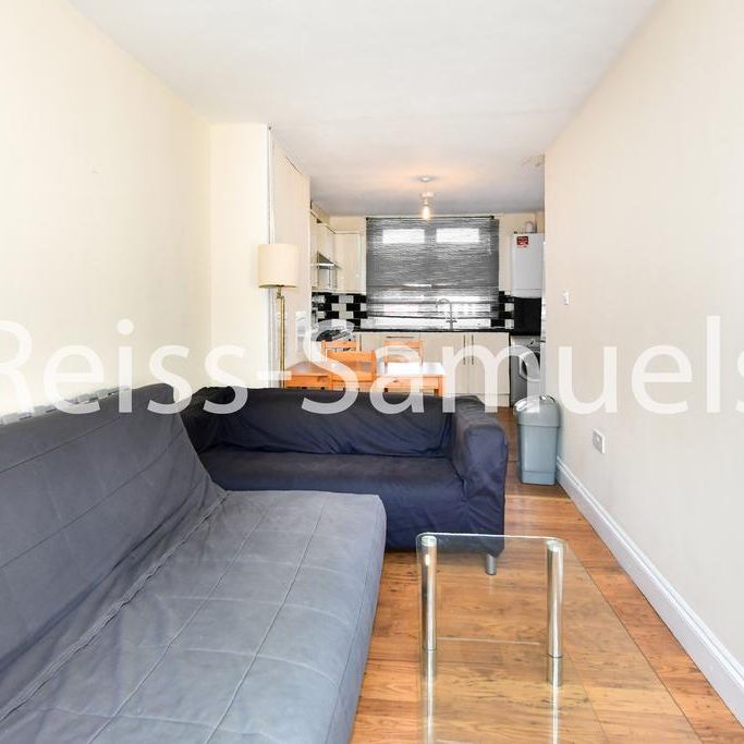 3 bedroom apartment to rent - Photo 1