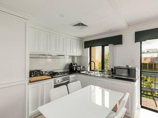 501/9 Victoria Avenue, PERTH - Photo 1