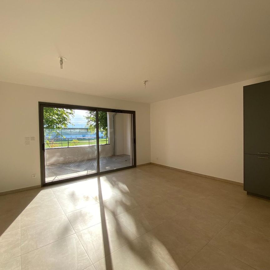 Location Appartement 2 pièces 49m² VALENCE 26000 - Photo 1