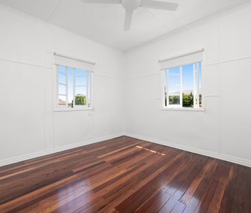 Modern Family Oasis in Nundah - Photo 2