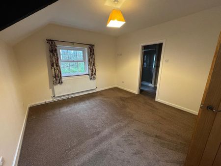 3 bedroom detached house to rent - Photo 4