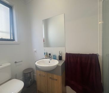 Modern 2-Bedroom Townhouse In Munno Para! - Photo 6