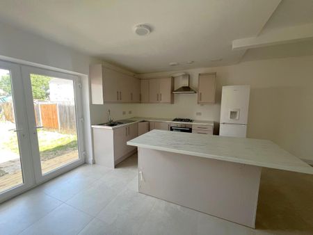 3 bedroom terraced house to rent - Photo 4