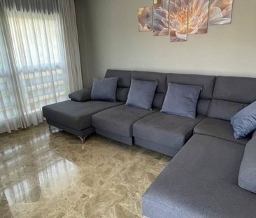 3 bedroom luxury Flat for rent in Estepona, Spain - Photo 4