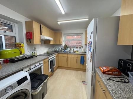 Pretoria Road, Canterbury - Photo 5