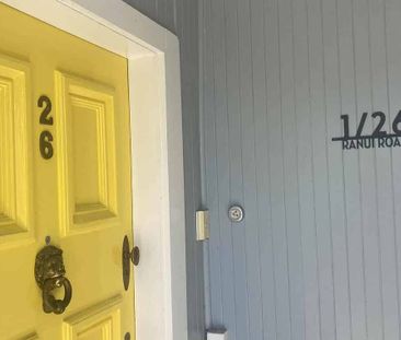 2BR Stoke character flat with Deck & Garden - Photo 5