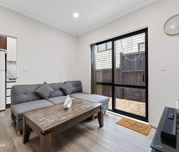 Self-contained granny flat available. - Photo 1