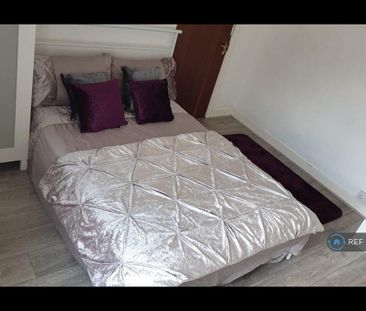 5 bedroom terraced house to rent - Photo 5