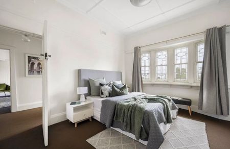 1/4 Rosebank Avenue, Strathmore VIC 3041 - House For Rent | Domain - Photo 4