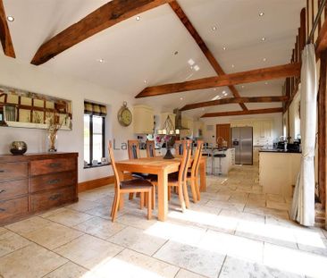 7 bedroom detached house to rent - Photo 5